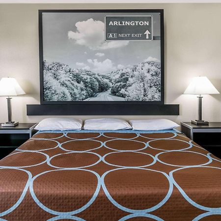 Super 8 By Wyndham Arlington Near At&T Stadium Экстерьер фото