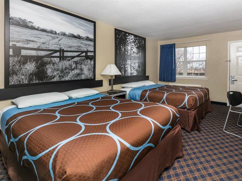 Super 8 By Wyndham Arlington Near At&T Stadium Экстерьер фото