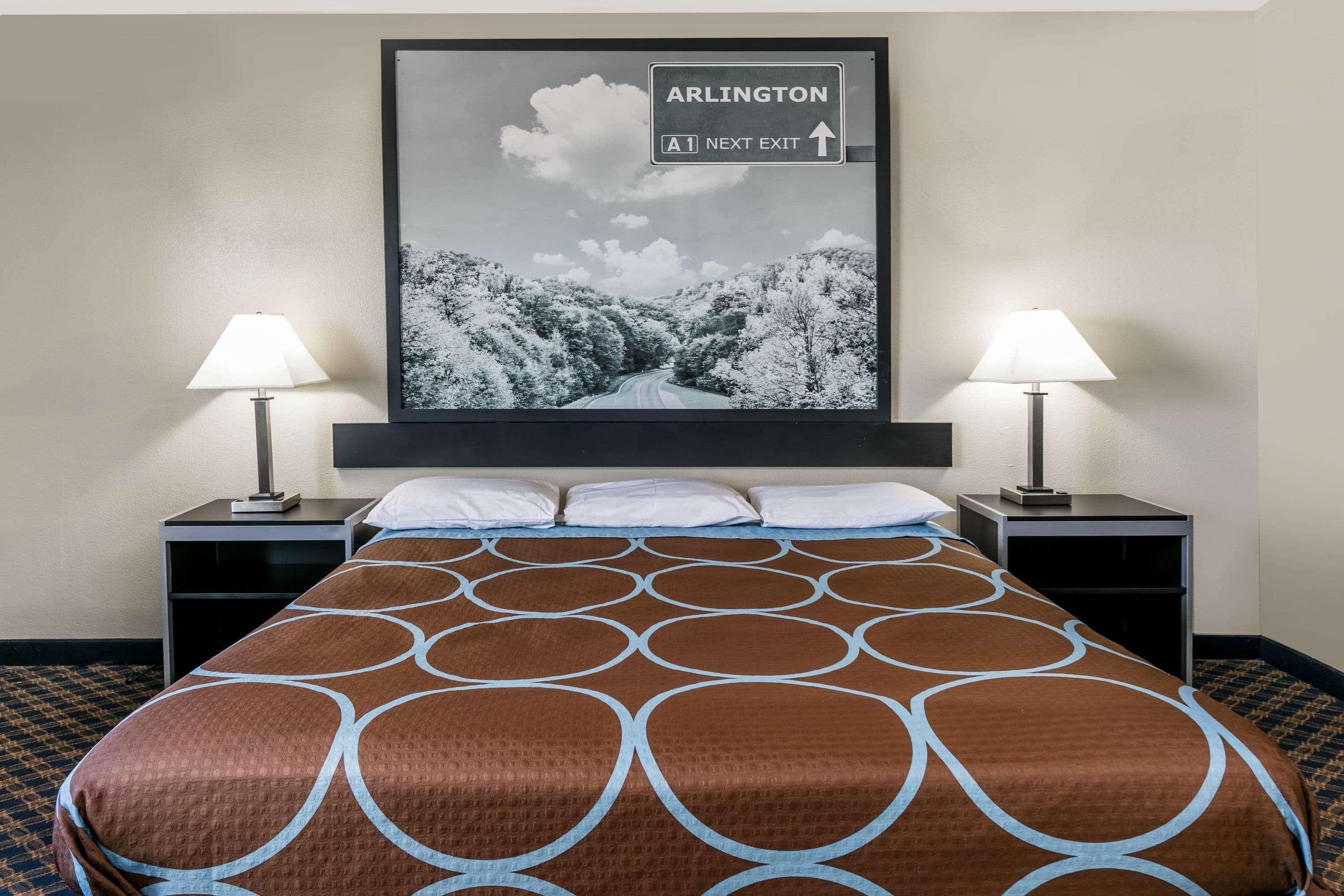 Super 8 By Wyndham Arlington Near At&T Stadium Экстерьер фото
